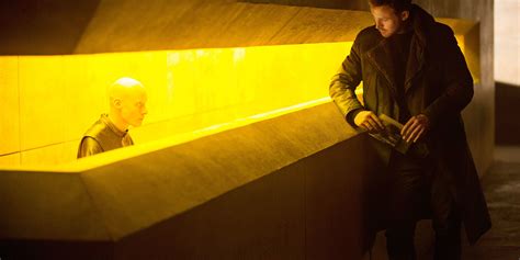 Blade runner contó con un número significativo de actores que, en aquel entonces, eran prácticamente desconocidos. Blade Runner 2049 Review: Everything Is Real When ...
