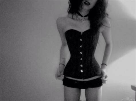 Satine On Twitter Omg Cannot Wait To Be A Skinny Little Goth Girl
