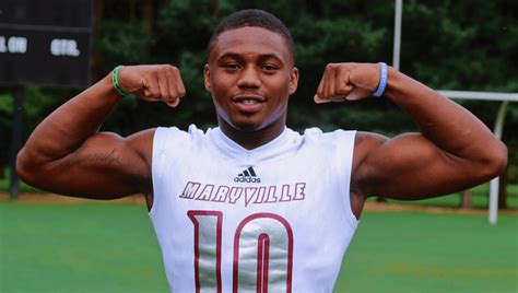 Meet 2020 Nfl Draft Prospect Jamal Ware Db Maryville College