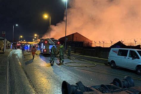 Major Incident Declared As 100 Firefighters Tackle Blaze In Derelict