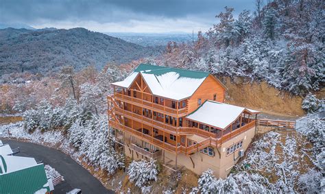 Mountain Top Retreat Smoky Mountain 12 Bedroom Vacation Log Cabin