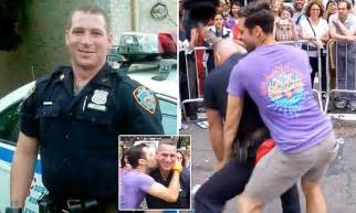 Twerking Nypd Cop Is Remembered At Funeral Daily Mail Online