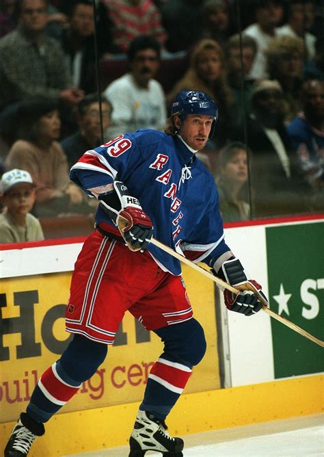 Brian leetch on wayne gretzky as rangers captain. Wayne Gretzky New York Rangers | Wayne Gretzky, New York ...