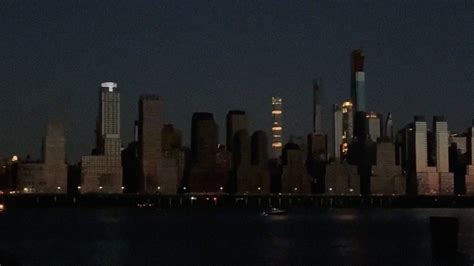Stunning Photos And Videos Of Nycs Blackout