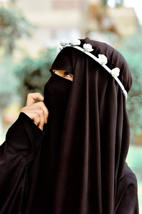 Pin By Alexa June On Elegant Niqab Muslim Fashion Girl Hijab