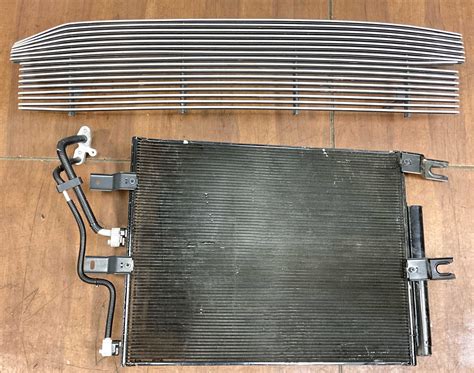Lot Automotive Radiator And Grill