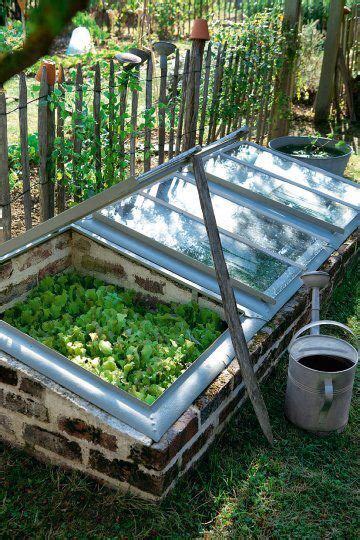 This diy greenhouse is perfect for starting to germinate seeds for sure. Craftionary