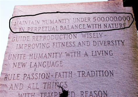 Meanwhile, fendley put his laborers to work on the structure, which consisted of four massive blue granite slabs, one center stone (known as the gnomen stone), and a capstone. The Georgia Guidestones - Bakom kulisserna