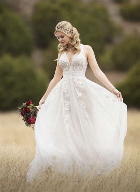Essense Of Australia D2607 New Wedding Dress Save 43 Stillwhite