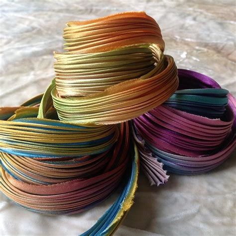 ШИБОРИ ШЕЛКОВЫЕ ЛЕНТЫ (Shibori ribbon) | Silk ribbon, Shibori, Ribbon