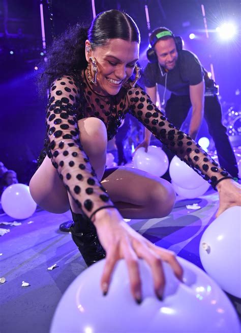 Jessie J Performs At Itunes Music Festival In London Hawtcelebs