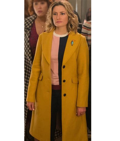 Betty Cooper Coat Riverdale S04 Lili Reinhart Yellow Coat Jackets