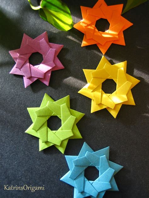 Ideal als weihnachtsdeko, christbaumschmuck uvm. Origami die Kunst des Papierfaltens: Robin Star