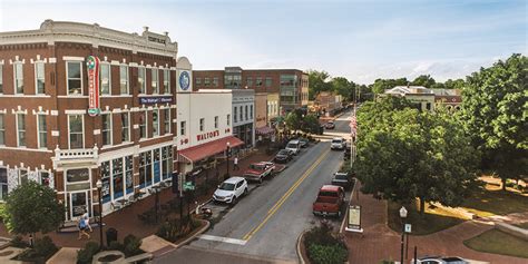 7 Things To Do In Bentonville Arkansas Where To Stay What To Do