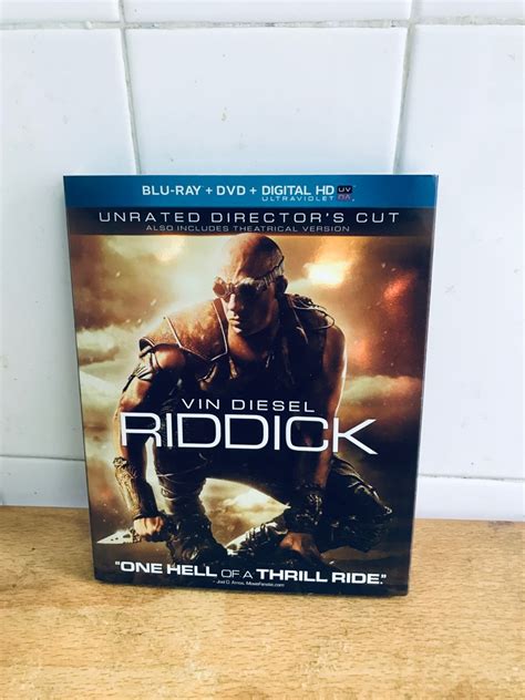 riddick unrated director s cut original and genuine blu ray and dvd from usa hobbies and toys