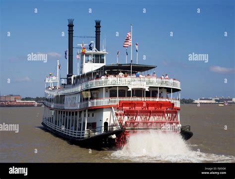 Steamboat Usa Louisiana New Orleans Stock Photo Alamy