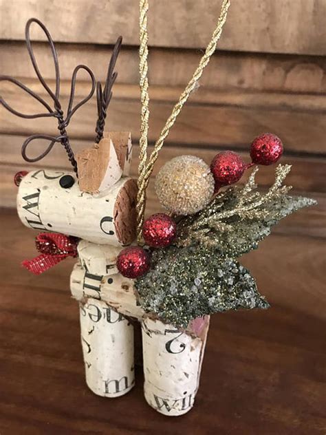 45 Mini Wine Cork Diy Ideas To Christmas Ornaments