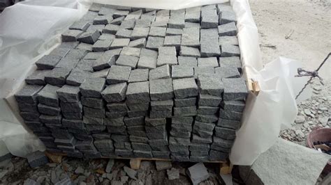 Cube Stone Landscaping Stones Dark Grey G654 Cobbles