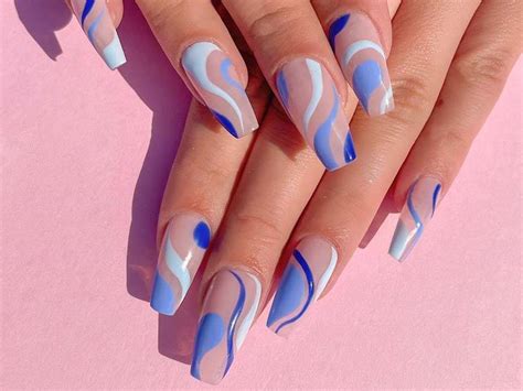 Nail Art Inspired By Pantones 2022 Color Of The Year