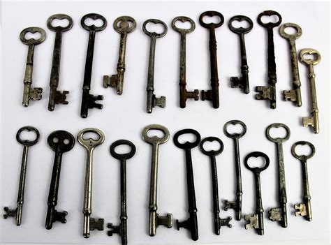 Antique Skeleton Keys 22 Antique Keys Rustic Skeleton Keys