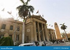 Universidad de El Cairo fotografía editorial. Imagen de bosquejo - 93683147