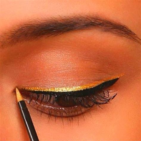 Im Inspired By Cinnas Gold Eyeliner Gold Eyeliner Bronze Eyeshadow