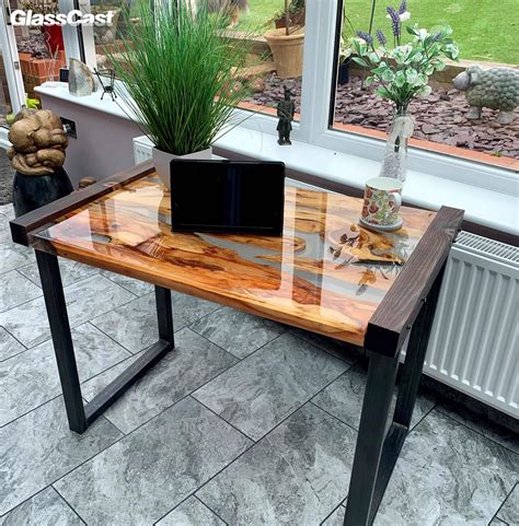 Clear Epoxy Resin Table Glasscast