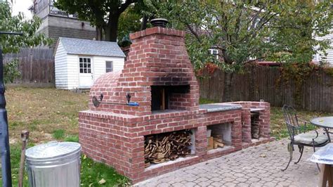 It's also probably the best looking bbq we've ever seen. Wood Fired Brick Pizza Oven and Brick BBQ Grill | Brick ...