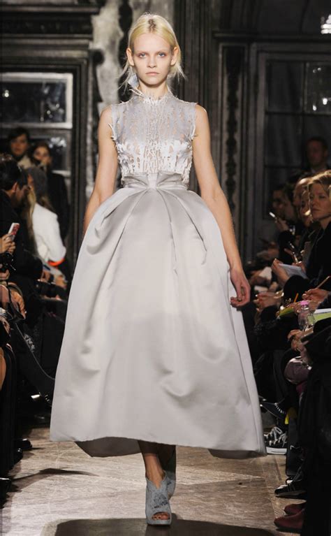 It's quite different actually, because someone who comes in for a gown for a red. Giles Deacon F/W 2012 | Fancy dresses, Fashion, Cute dresses