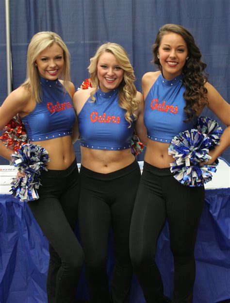 The Uf Dazzlers Posing For A Pregame Picture During The 2014 Basketball