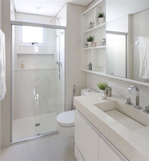 21 Amazing Narrow Bathroom Ideas