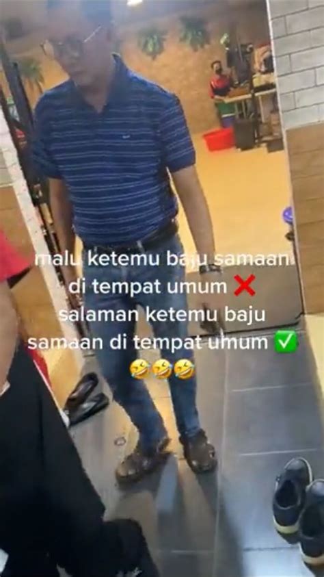 Tak Saling Kenal Momen Interaksi 2 Pria Pakai Baju Sama Di Tempat Umum