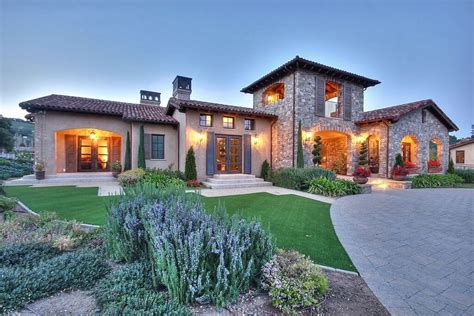 Tuscan Style House Plans With Courtyard