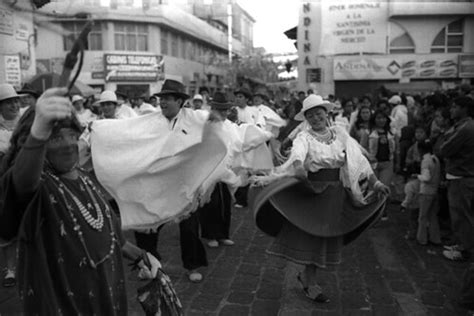 Huacos La Mama Negra Latacunga Ecuador Comparsa En P Flickr