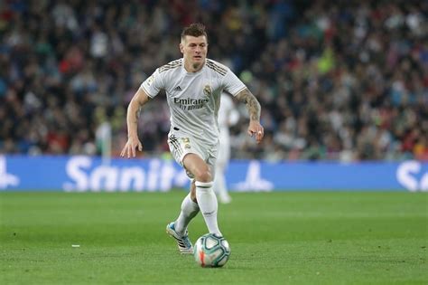 Real madrid fans expected a complete revolution of the team but zidane and florentino did exactly what they promised: Toni Kroos reveals Real Madrid squad's reaction to Bayern ...