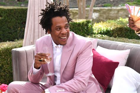 Jay Z Insists His Suit At Pre Grammys 2020 Brunch Is Mauve