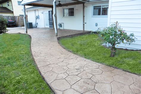 Stamped Concrete Walkways Create A Natural Stone Look Stamped Concrete