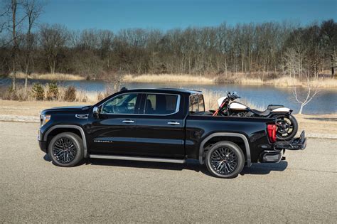 Gmc Adds Carbon Fiber Bed To 2019 Sierra 1500 Denali And At4 Carbonpro