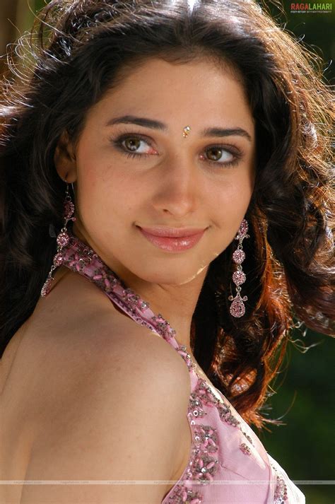 This article is about bollywood actress photos latest wallpapers, bollywood actress photo gallery, top bollywood female actresses hd photo gallery. Telugu actress Tamanna latest images | South Wood Gallery