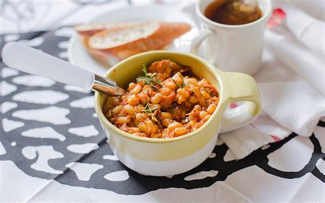 Creating and supporting local supply for decades. Stewed Great Northern Beans With Harissa Vegan, Gluten-Free | One Green Planet | Bean recipes ...
