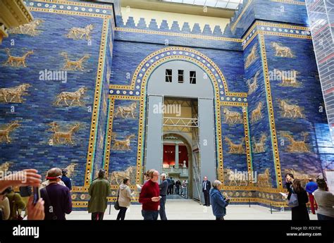 Ishtar puerta de la antigua ciudad de Babilonia el Museo de Pérgamo