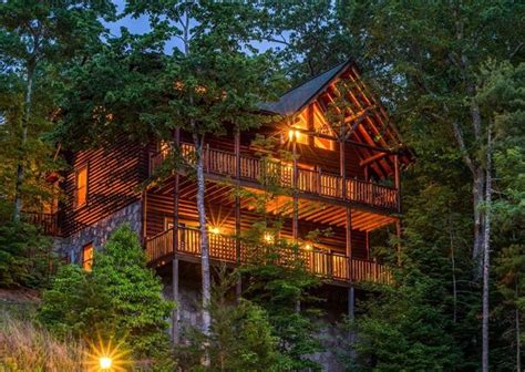 Nestled in the great smoky mountains. Pet Friendly Cabins in Gatlinburg and Pigeon Forge TN