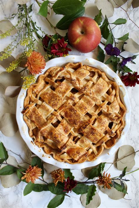 How To Make Apple Honey Pie