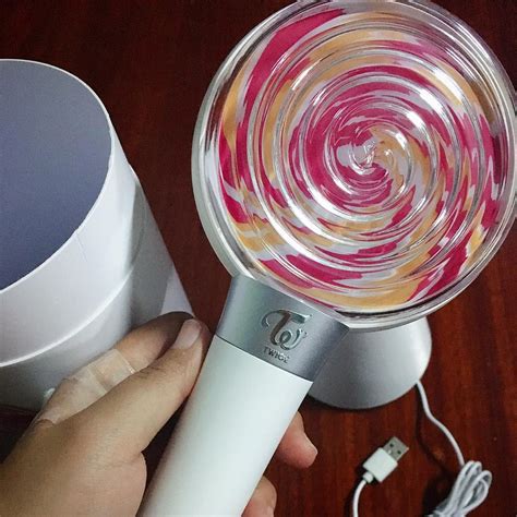 Twice Announces New Light Stick Design Called Candybong Z