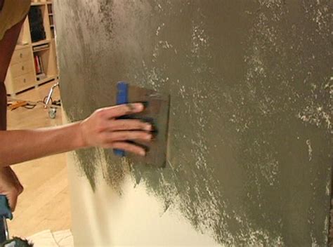 These highly textured masonry surfaces can also cover up a ceiling that's in poor condition. Decorative Paint Technique: Venetian Plaster | Interior ...