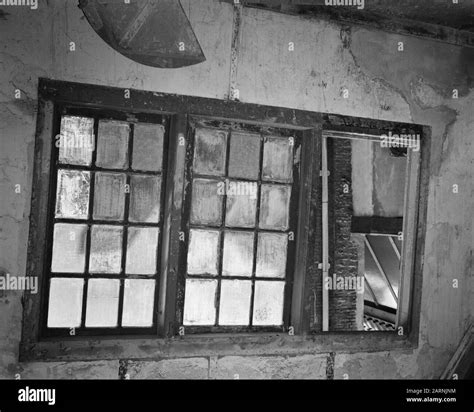 The Secret Annex Windows In The Secret Annex Of Anne Frank Date 25