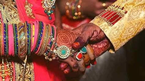 Muzaffarpur भाभी से मिलने पहुंचा था देवर ग्रामीणों ने दोनों की करा दी शादी लड़के वालों ने