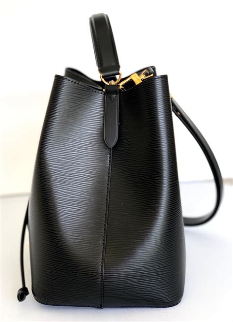 Louis Vuitton NÉonoÉ Bucket Bag With Charms M53237 Black Epi For Sale