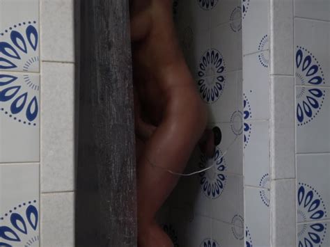 Amateur Brunette Cums In Der Dusche Mit Den Gro En Vibrierenden Dildo Kostenlos Im Gro En