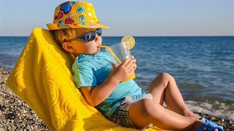 Może to przez pogodę, która nie jest zbyt wakacyjna.w tej chwili wyszło słońce, ale ogólnie przez cały czas leje. Summer Days Out That Won't Break The Bank | Tefal Blog ...